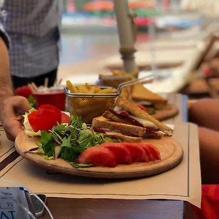 Pine & Luxury Concept 올루데니스