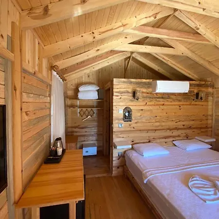 Szálloda Pine & Luxury Concept